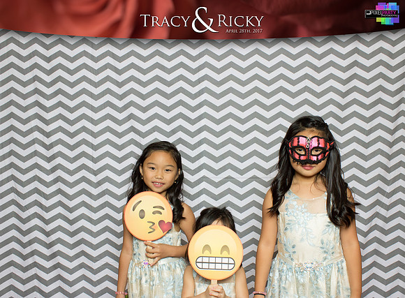 40135 - Tracy + Ricky Wedding Photobooth 2017