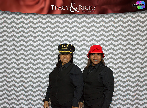 40249 - Tracy + Ricky Wedding Photobooth 2017