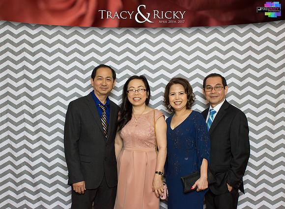 40124 - Tracy + Ricky Wedding Photobooth 2017