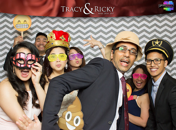 40240 - Tracy + Ricky Wedding Photobooth 2017