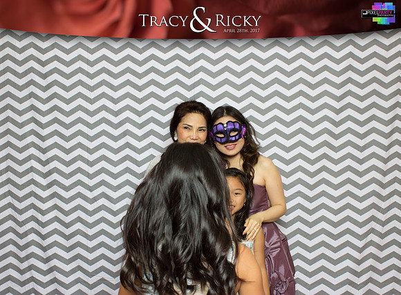 40064 - Tracy + Ricky Wedding Photobooth 2017
