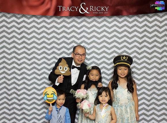 40162 - Tracy + Ricky Wedding Photobooth 2017