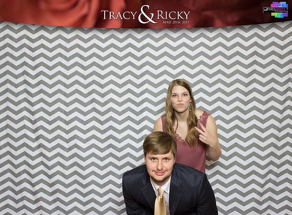 40224 - Tracy + Ricky Wedding Photobooth 2017