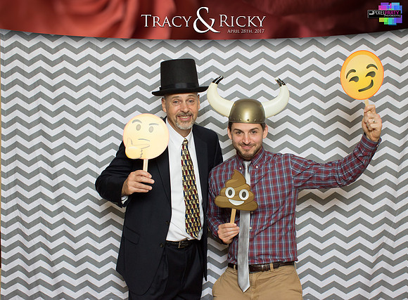40166 - Tracy + Ricky Wedding Photobooth 2017