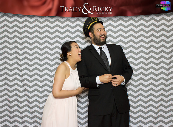 40231 - Tracy + Ricky Wedding Photobooth 2017