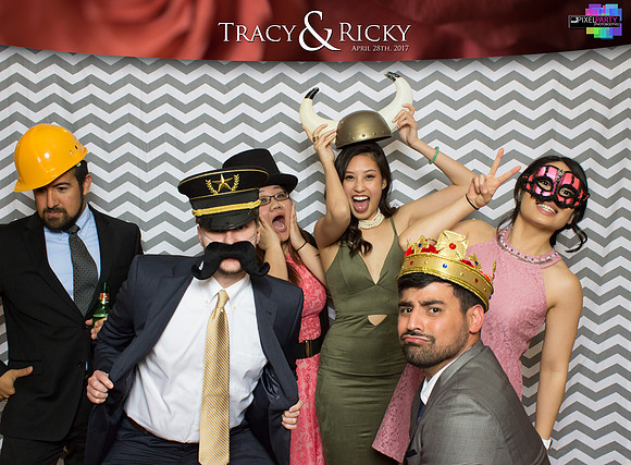 40197 - Tracy + Ricky Wedding Photobooth 2017