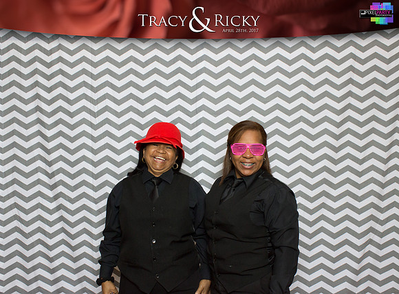 40251 - Tracy + Ricky Wedding Photobooth 2017