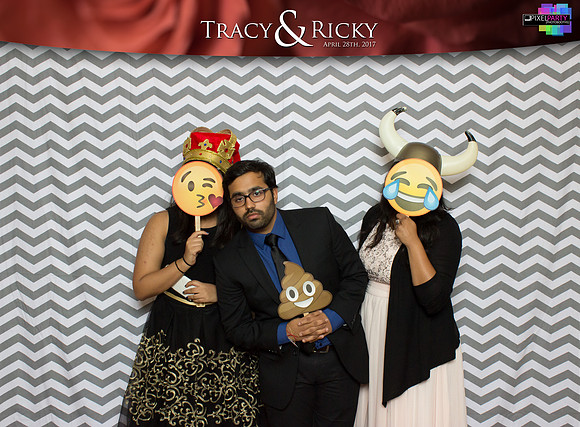 40206 - Tracy + Ricky Wedding Photobooth 2017