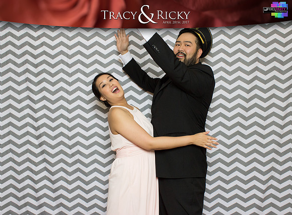 40233 - Tracy + Ricky Wedding Photobooth 2017