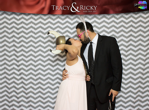 40229 - Tracy + Ricky Wedding Photobooth 2017