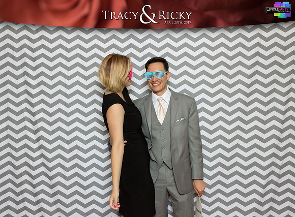 40220 - Tracy + Ricky Wedding Photobooth 2017