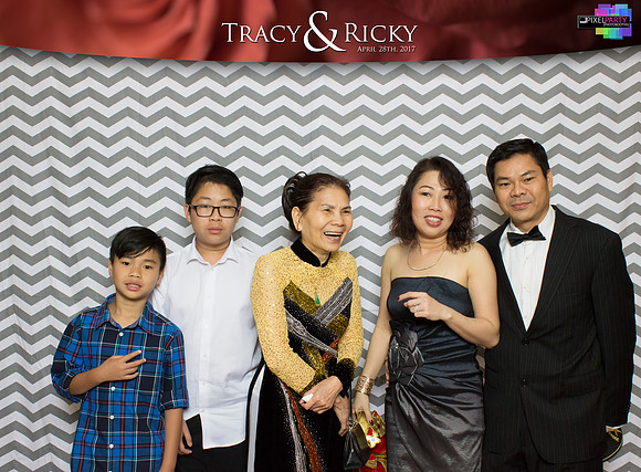 40062 - Tracy + Ricky Wedding Photobooth 2017