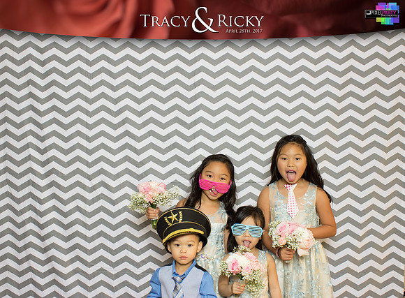 40019 - Tracy + Ricky Wedding Photobooth 2017