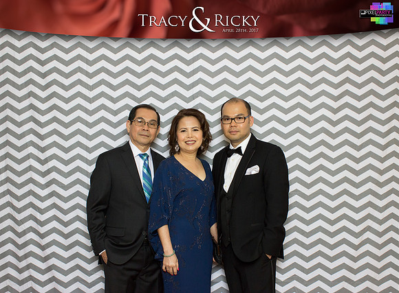 40032 - Tracy + Ricky Wedding Photobooth 2017