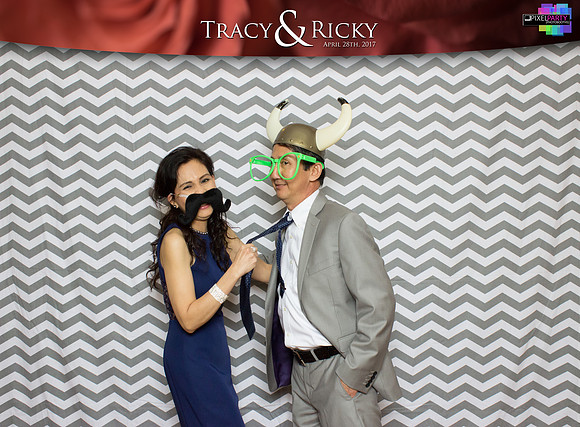 40075 - Tracy + Ricky Wedding Photobooth 2017