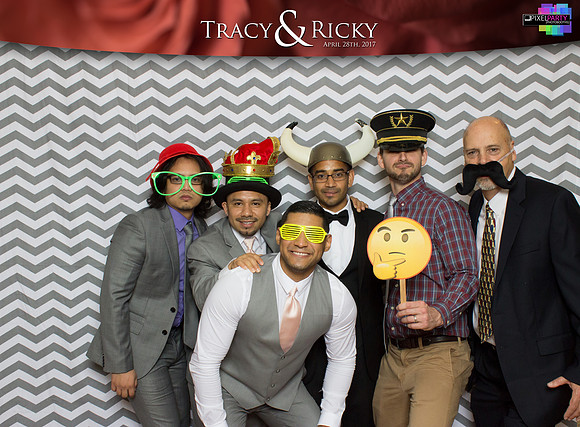 40264 - Tracy + Ricky Wedding Photobooth 2017
