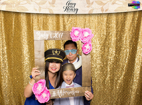 30029 - Amy + Henry Wedding Photobooth 2017