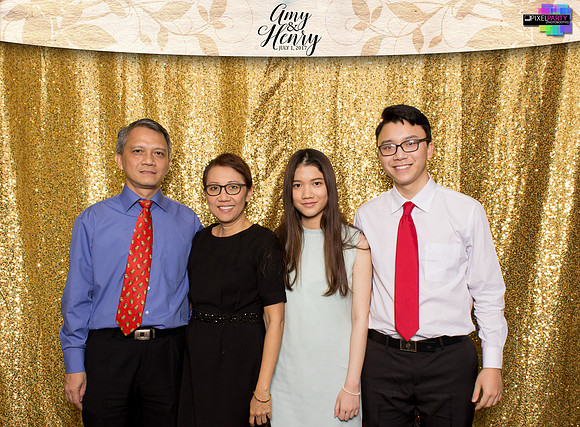 30075 - Amy + Henry Wedding Photobooth 2017