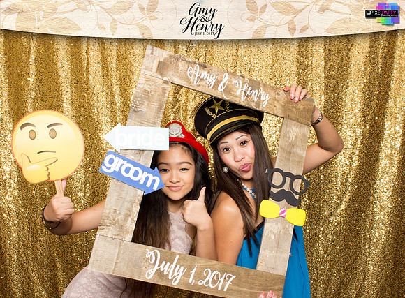 30209 - Amy + Henry Wedding Photobooth 2017
