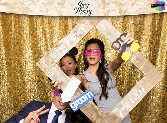 30163 - Amy + Henry Wedding Photobooth 2017