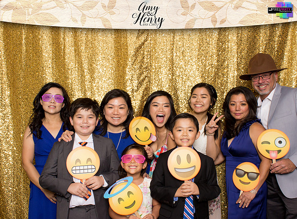 30126 - Amy + Henry Wedding Photobooth 2017