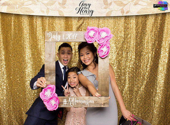 30102 - Amy + Henry Wedding Photobooth 2017