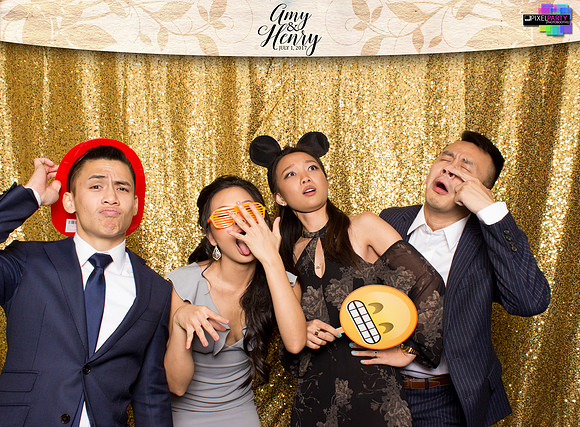 30170 - Amy + Henry Wedding Photobooth 2017
