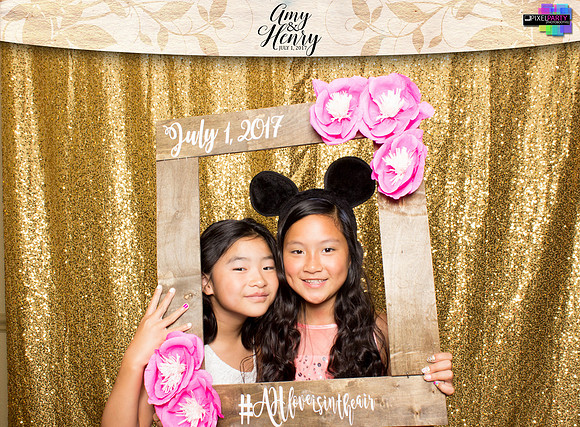 30403 - Amy + Henry Wedding Photobooth 2017