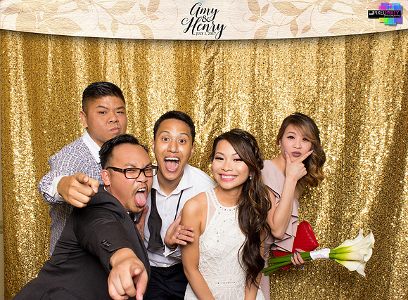 30390 - Amy + Henry Wedding Photobooth 2017