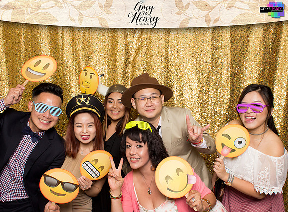 30244 - Amy + Henry Wedding Photobooth 2017