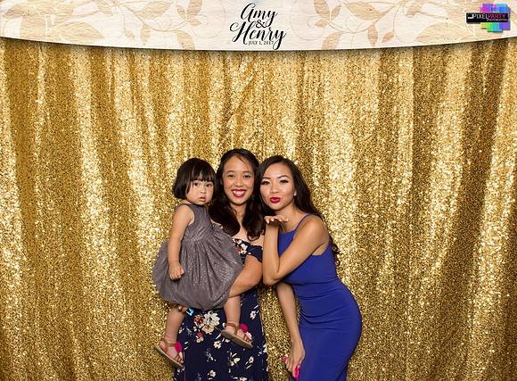 30219 - Amy + Henry Wedding Photobooth 2017