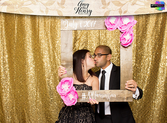 30016 - Amy + Henry Wedding Photobooth 2017