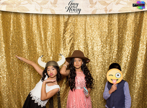 30261 - Amy + Henry Wedding Photobooth 2017