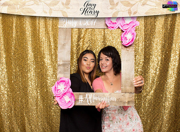 30229 - Amy + Henry Wedding Photobooth 2017