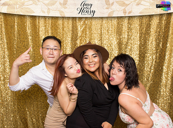 30440 - Amy + Henry Wedding Photobooth 2017