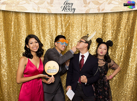 30034 - Amy + Henry Wedding Photobooth 2017