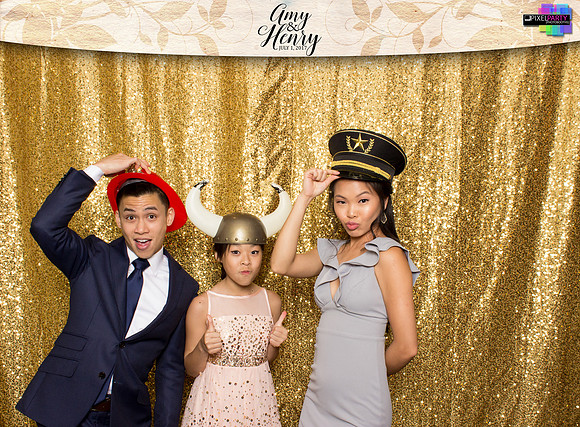 30103 - Amy + Henry Wedding Photobooth 2017