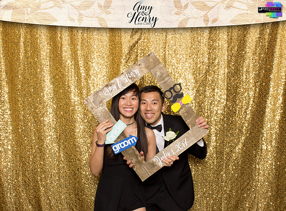 30124 - Amy + Henry Wedding Photobooth 2017