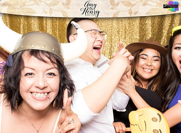 30433 - Amy + Henry Wedding Photobooth 2017