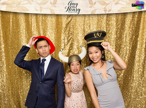30107 - Amy + Henry Wedding Photobooth 2017
