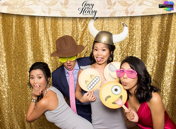 30196 - Amy + Henry Wedding Photobooth 2017