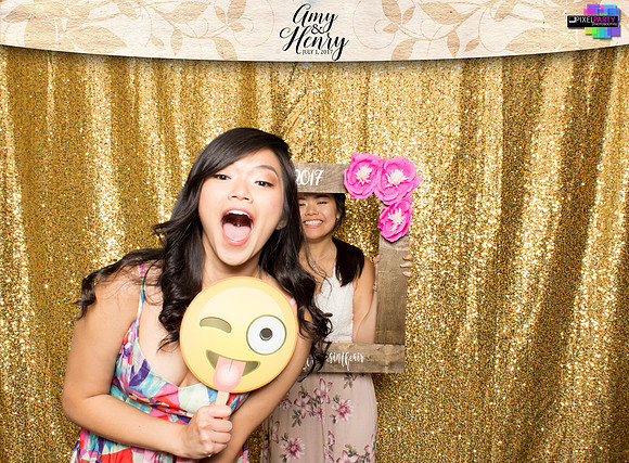 30130 - Amy + Henry Wedding Photobooth 2017
