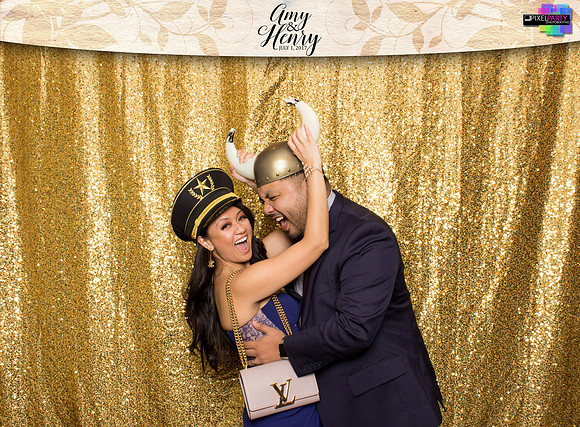 30089 - Amy + Henry Wedding Photobooth 2017