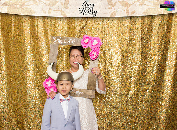 30118 - Amy + Henry Wedding Photobooth 2017