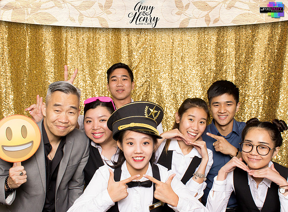 30007 - Amy + Henry Wedding Photobooth 2017