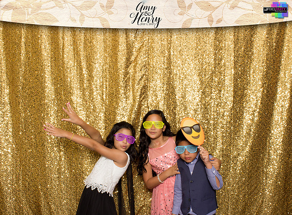 30256 - Amy + Henry Wedding Photobooth 2017