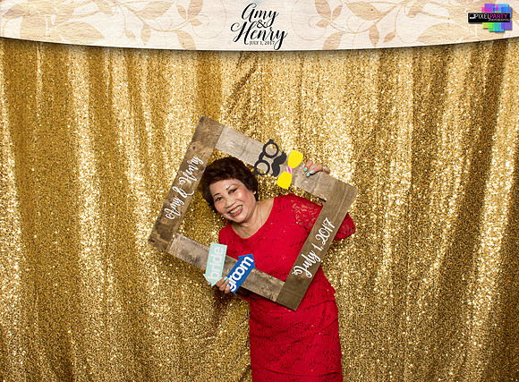 30110 - Amy + Henry Wedding Photobooth 2017