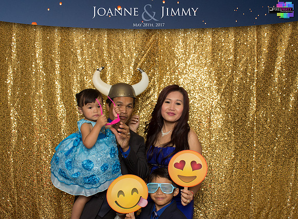 30073 - Joanne + Jimmy Wedding Photobooth 2017