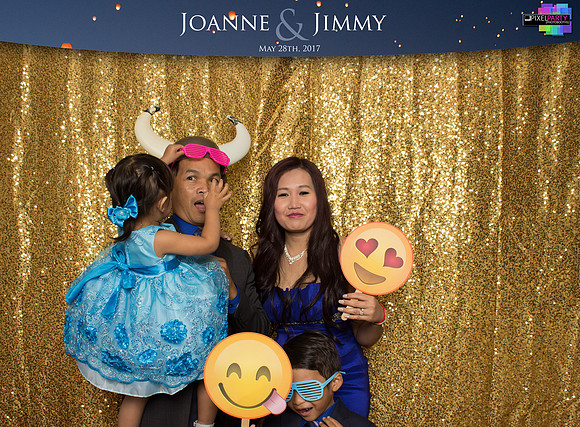 30075 - Joanne + Jimmy Wedding Photobooth 2017