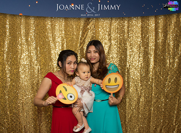 30273 - Joanne + Jimmy Wedding Photobooth 2017